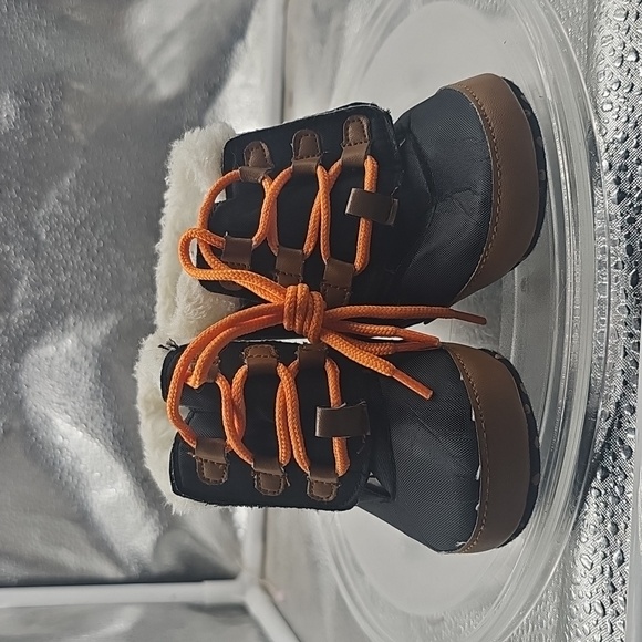 child of mine Other - E Black And Orange With A White Fur Top But Thay Do Not Have A Brand On Them